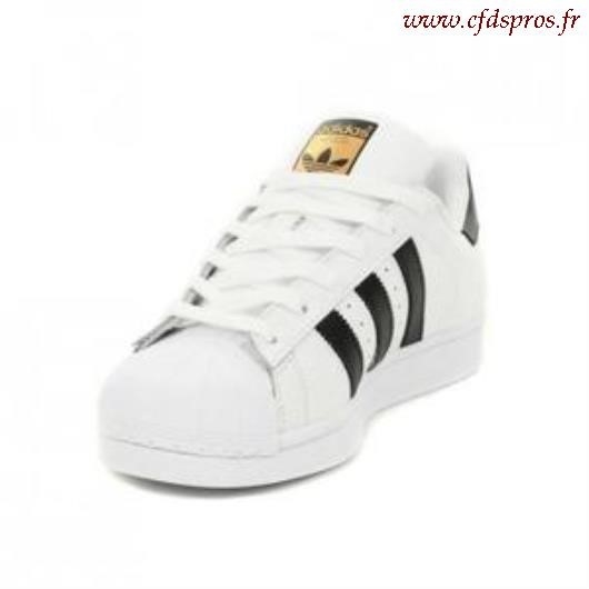lacet adidas superstar