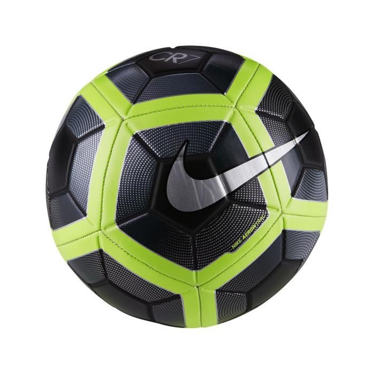 chaussure foot nike pas cher